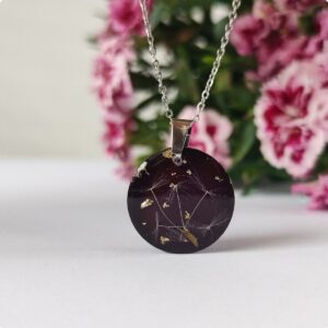 Okrągły naszyjnik z dmuchawcem