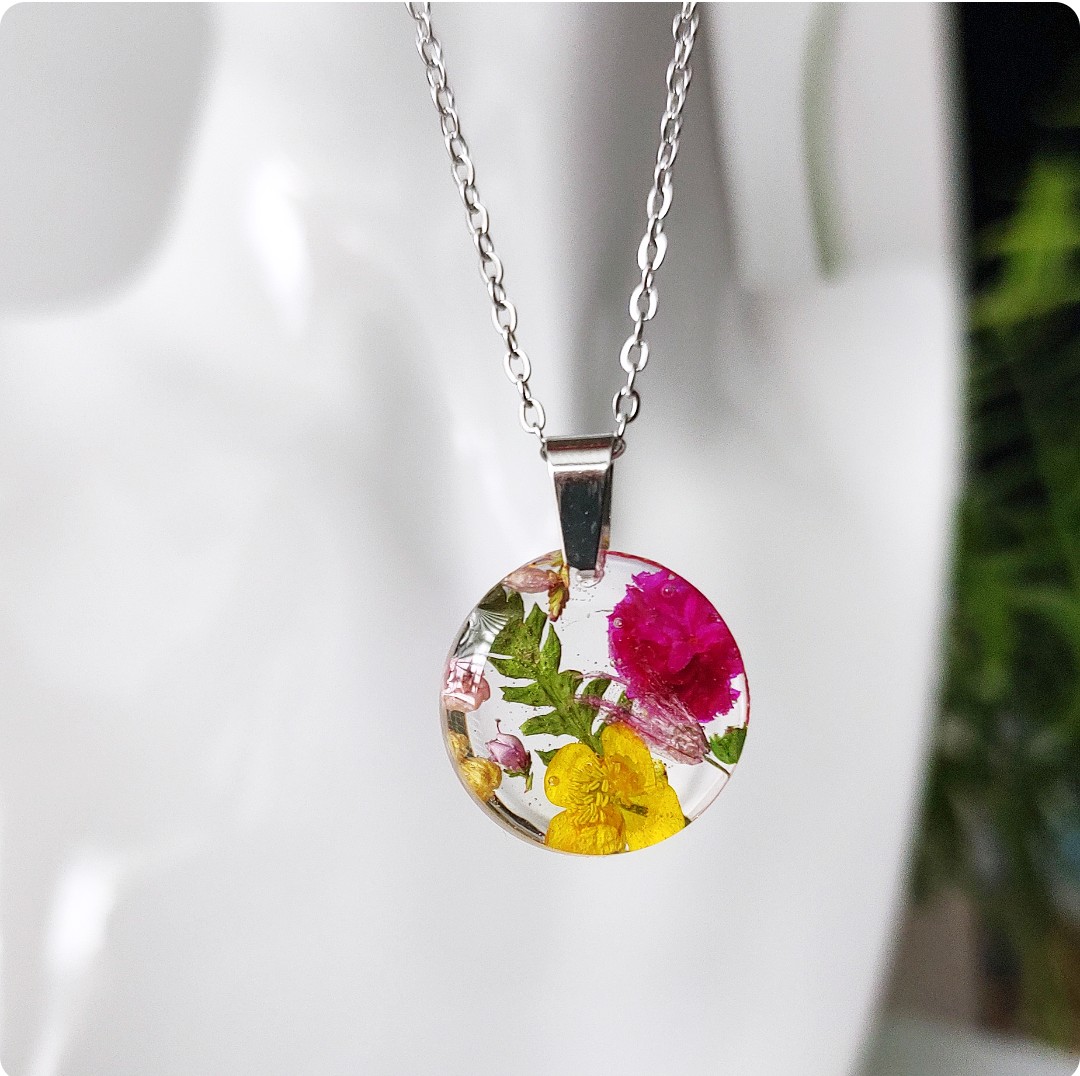 Naszyjnik z polnymi kwiatami - obrazek 5