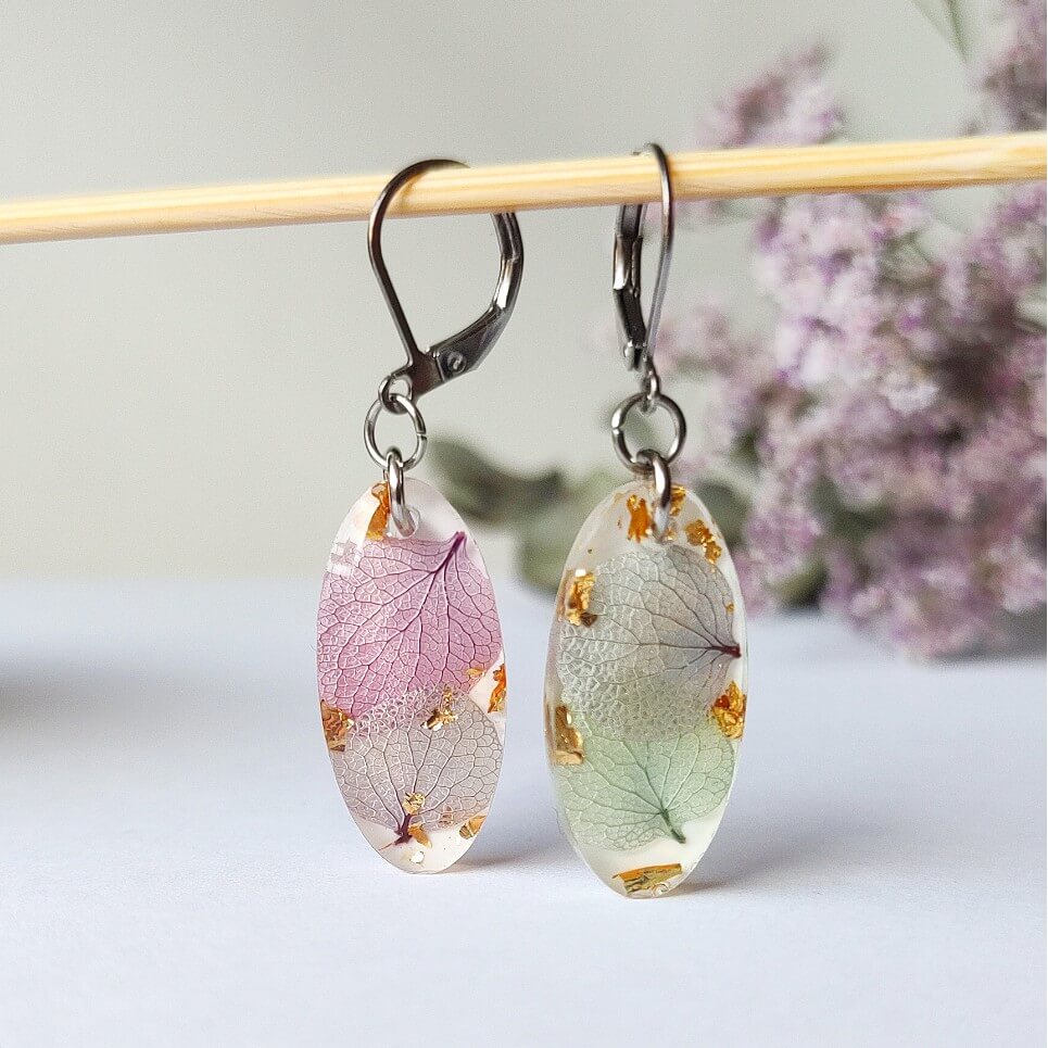 Kolczyki z płatkami hortensji - obrazek 5