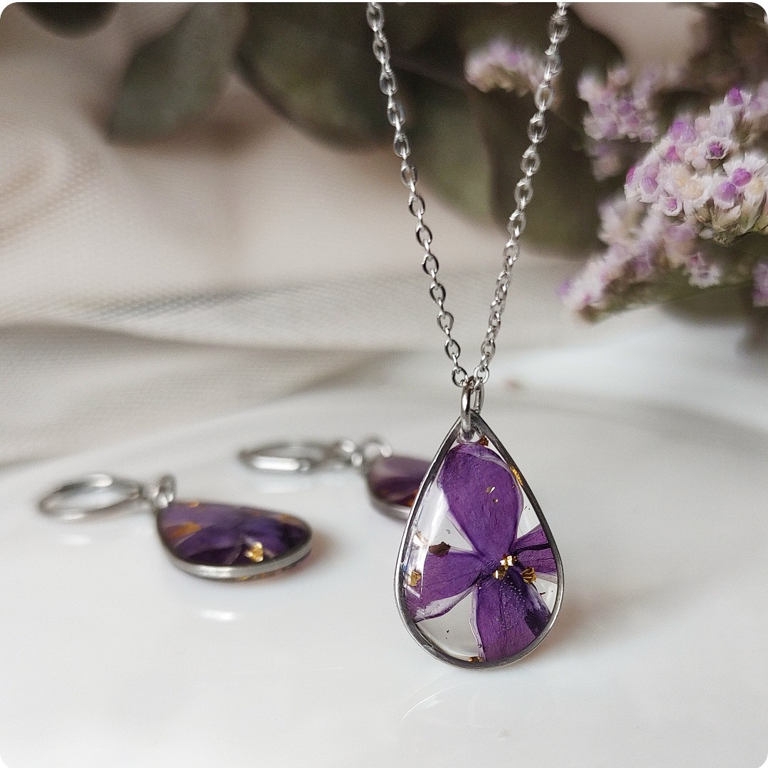 Komplet biżuterii z bzem - obrazek 4