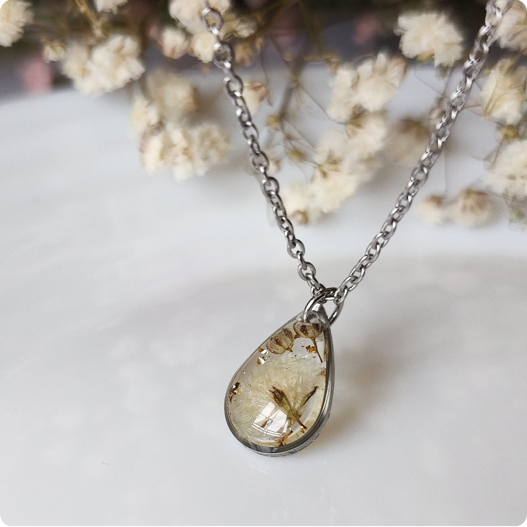 Naszyjnik z gipsówką - obrazek 5