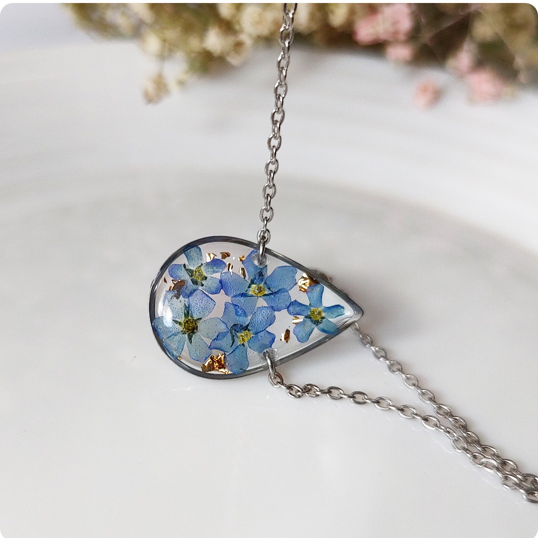 Bransoletka łezka z niezapominajkami - obrazek 2