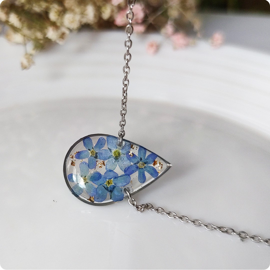 Bransoletka łezka z niezapominajkami - obrazek 4