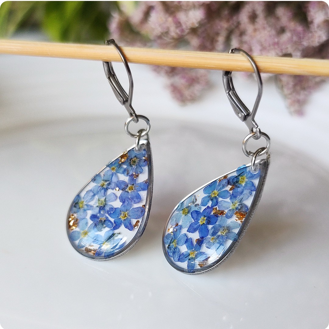 Kolczyki łezki z niezapominajkami - obrazek 3
