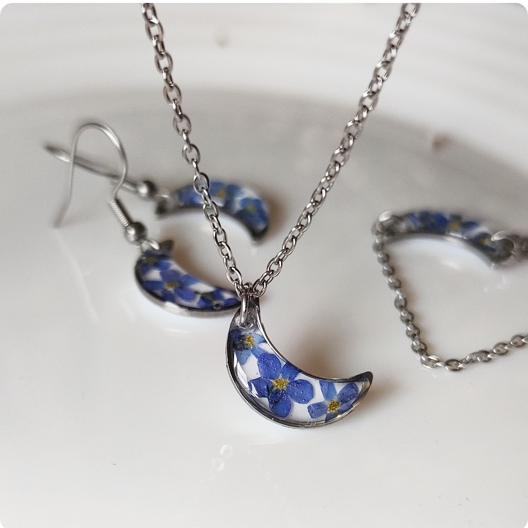 Komplet biżuterii księżyce z niezapominajkami - obrazek 2