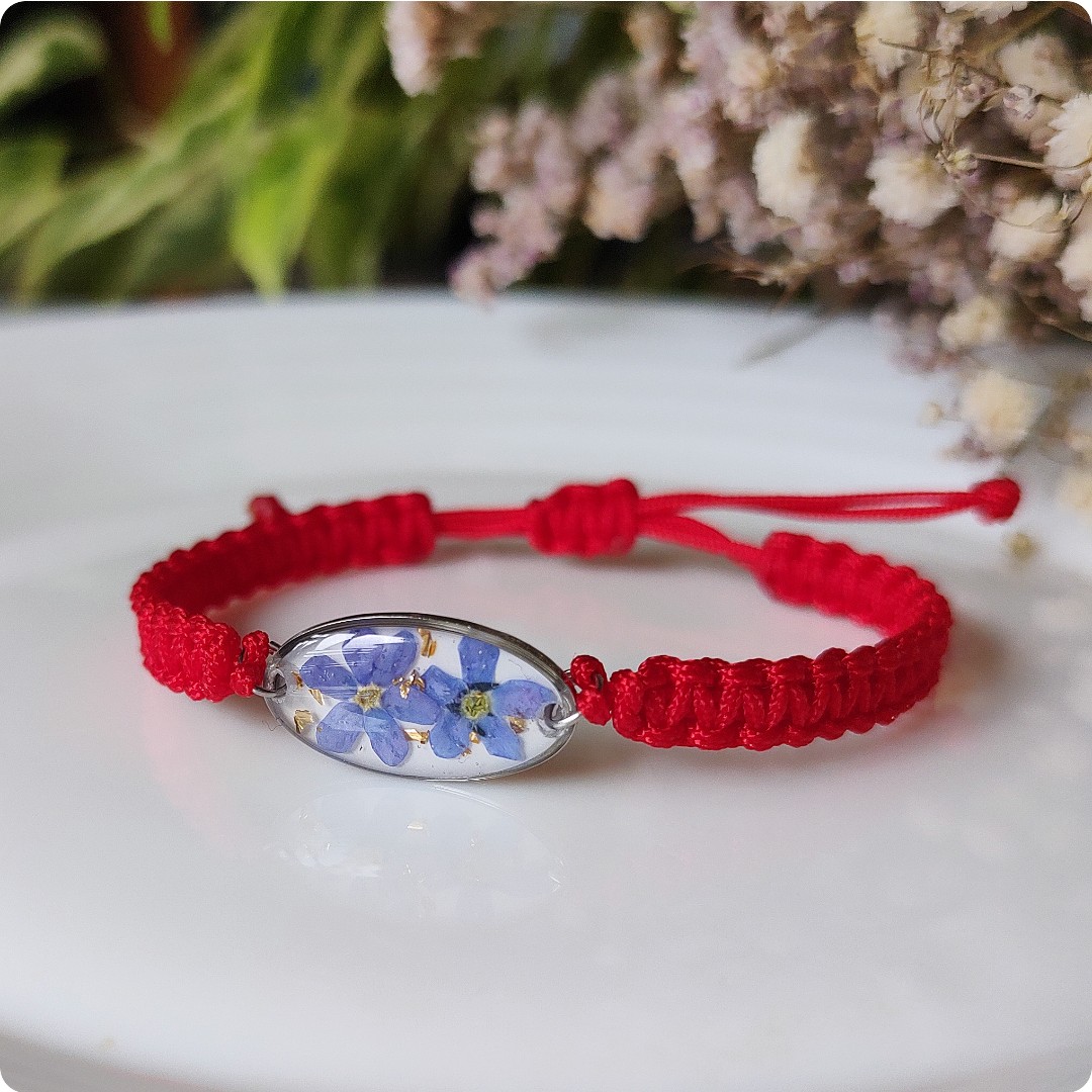 Regulowana bransoletka z niezapominajkami - obrazek 3