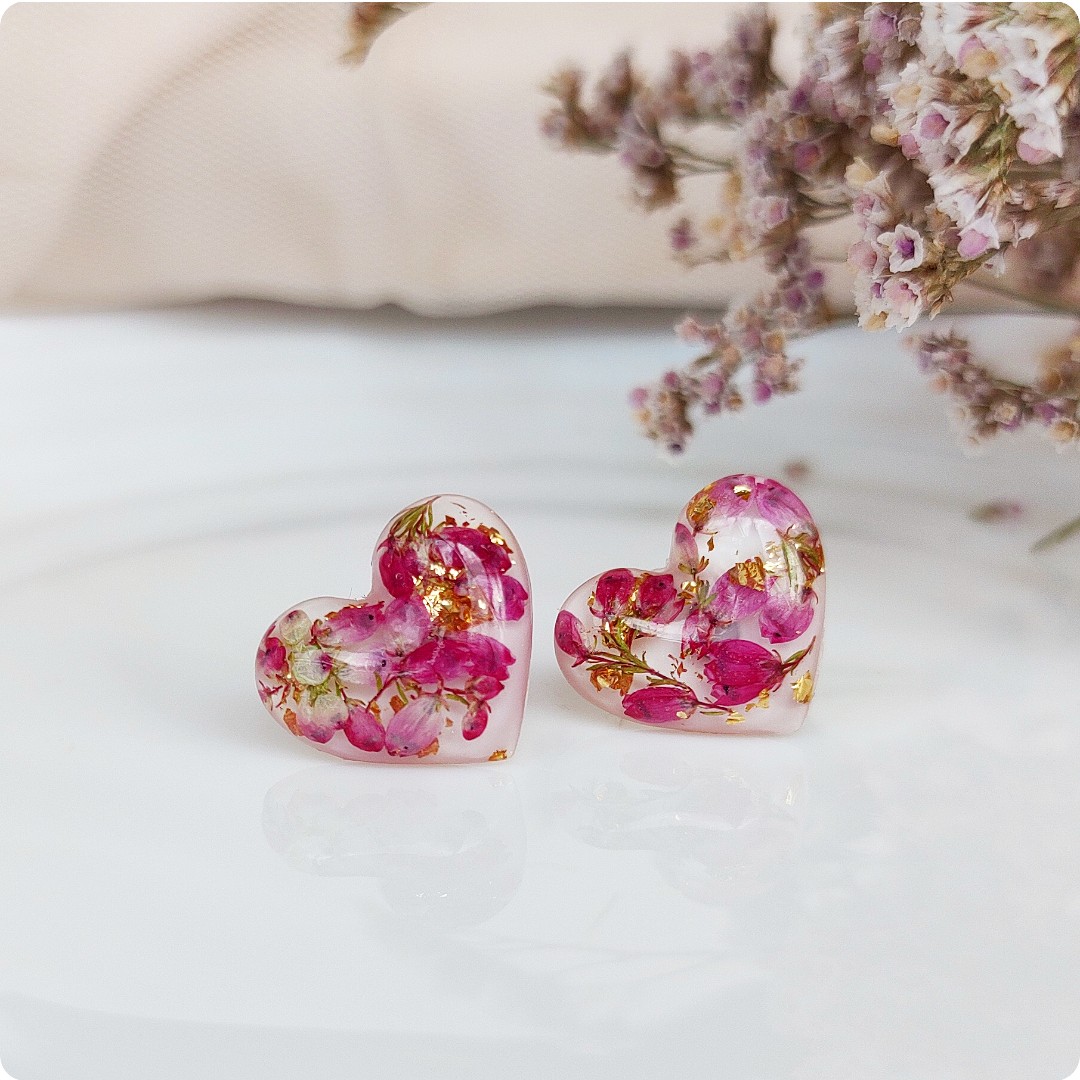 Sztyfty serca z wrzosami i płatkami złota - obrazek 3