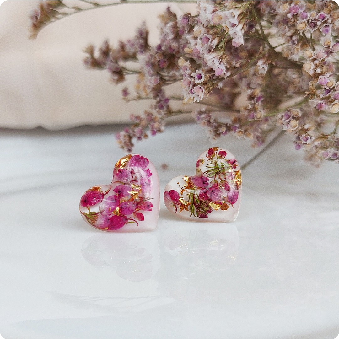 Sztyfty serca z wrzosami i płatkami złota - obrazek 4