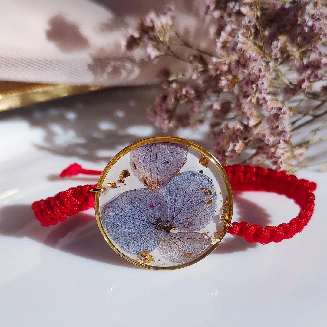 Regulowana bransoletka z hortensją