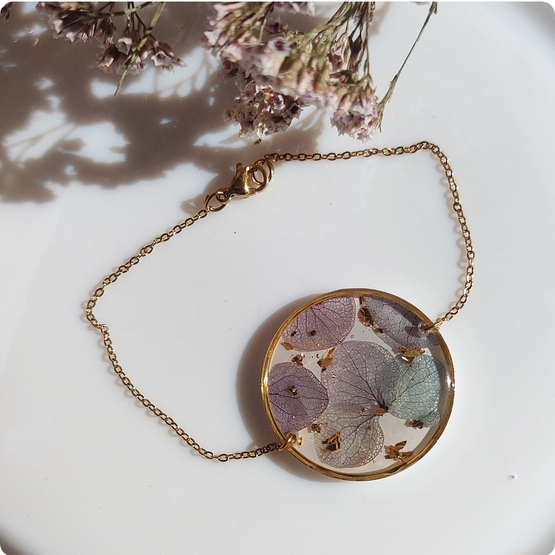 Okrągła bransoletka z hortensją - obrazek 2