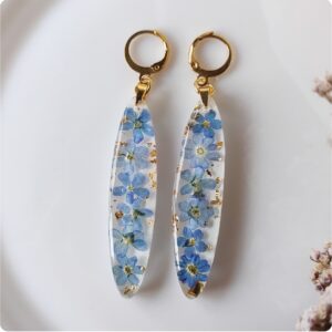 Długie kolczyki z niezapominajkami