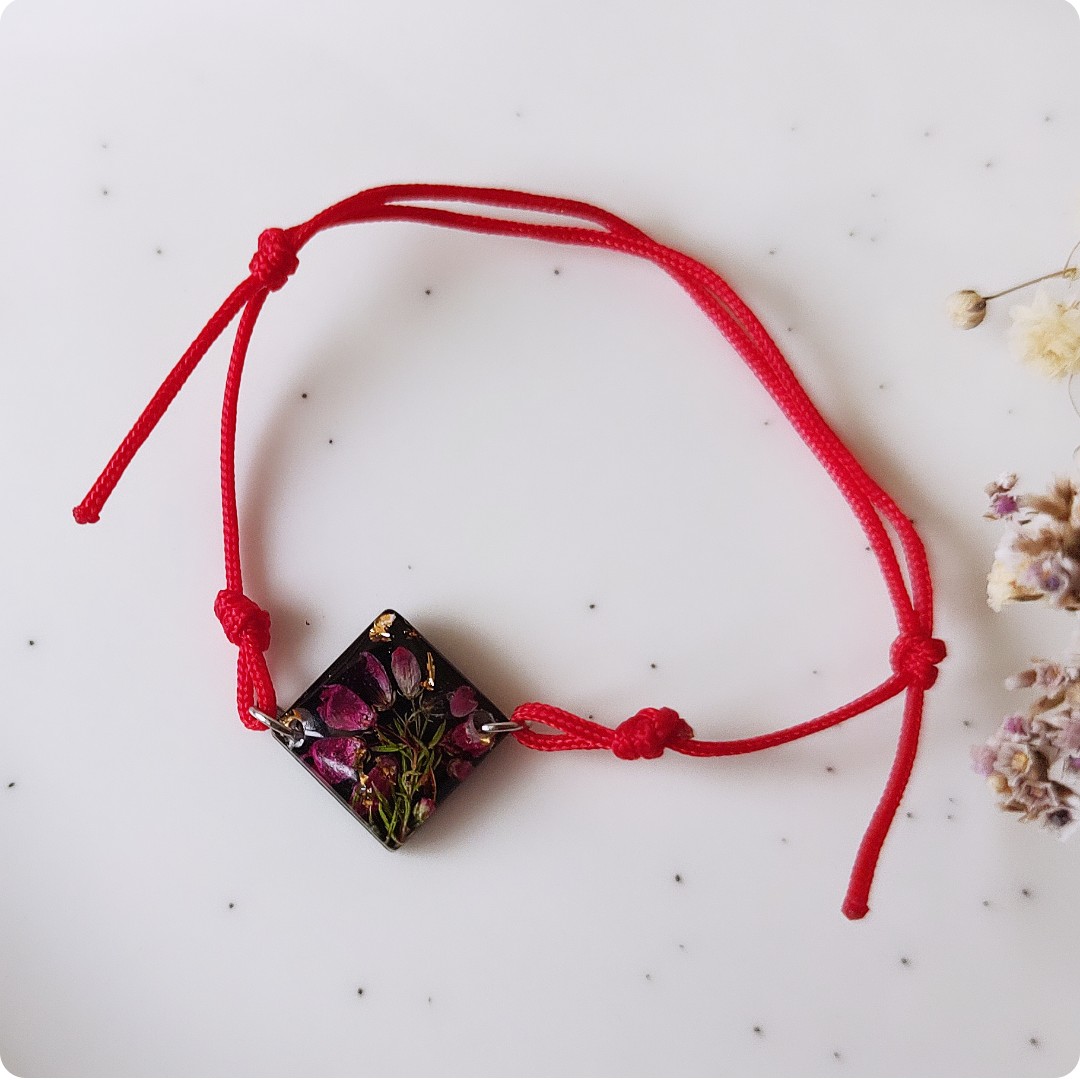 Regulowana bransoletka z wrzosem - obrazek 3