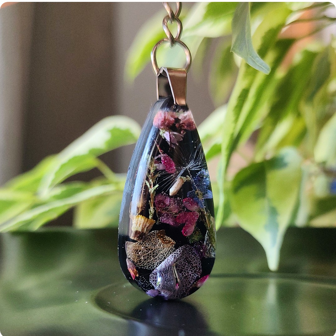 Brelok do kluczy z kwiatami - obrazek 2