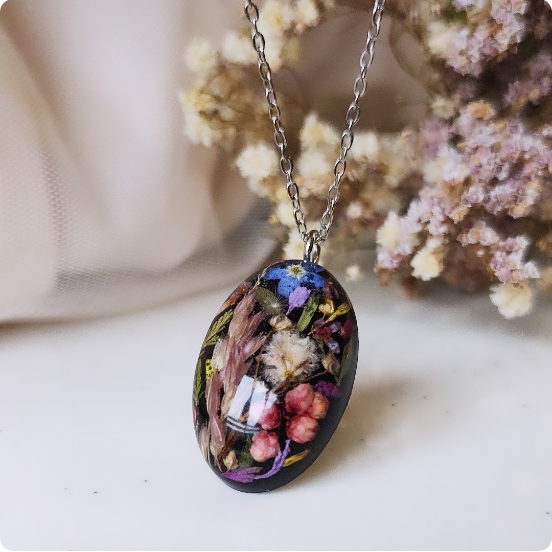 Kwiatowy naszyjnik - obrazek 2