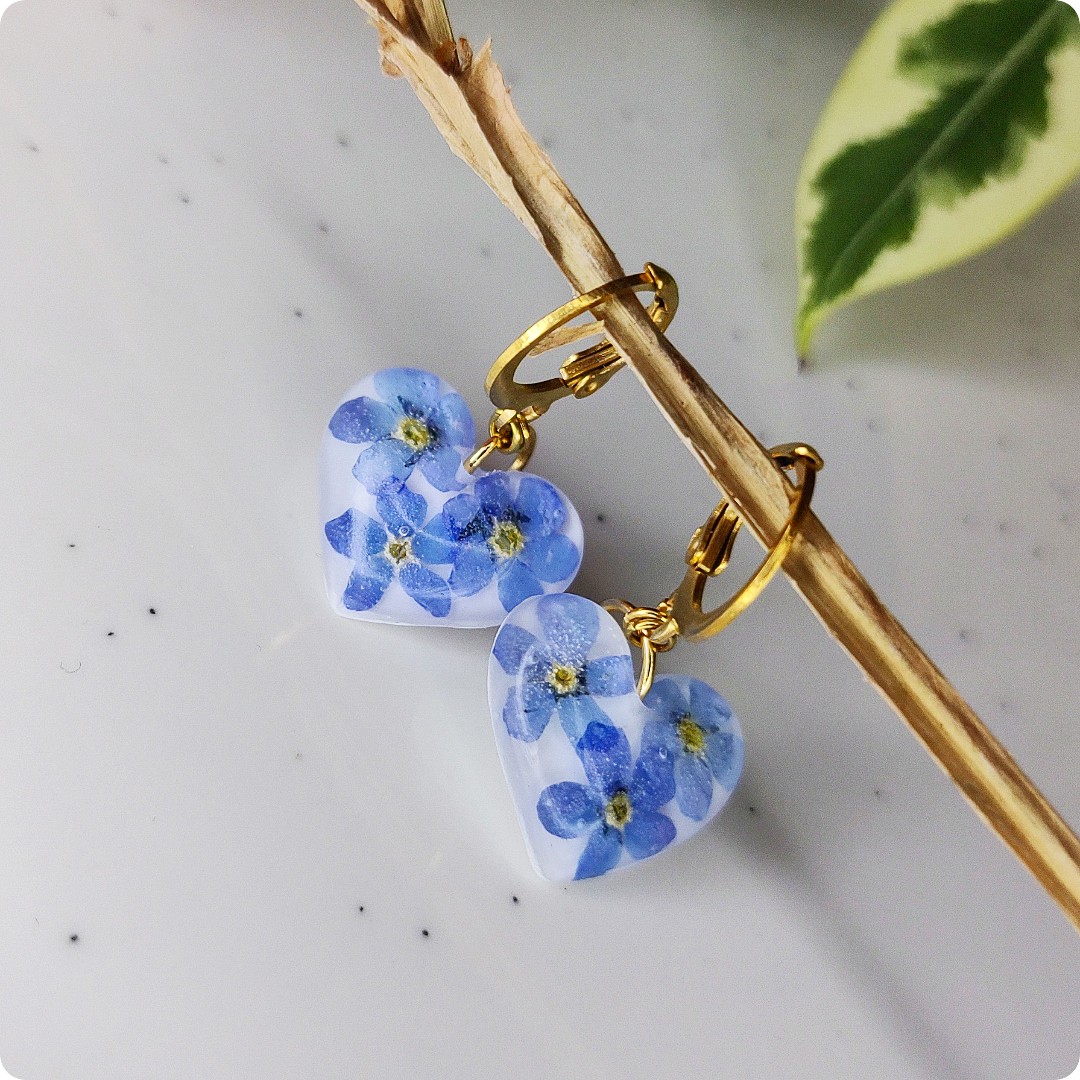 Kolczyki serca z niezapominajkami - obrazek 5