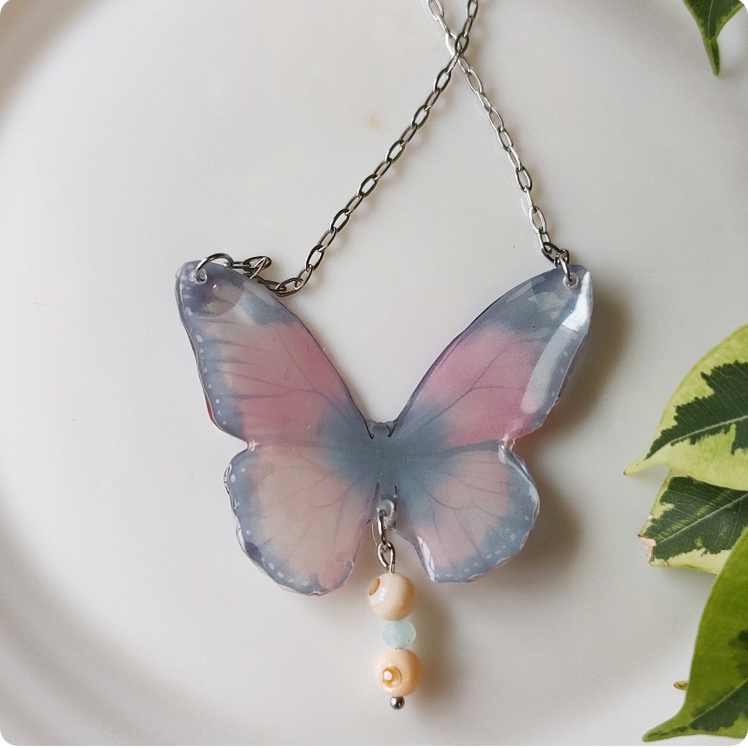 Naszyjnik motyl - obrazek 2