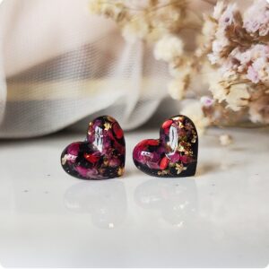 Kolczyki serduszka z czerwonymi kwiatami