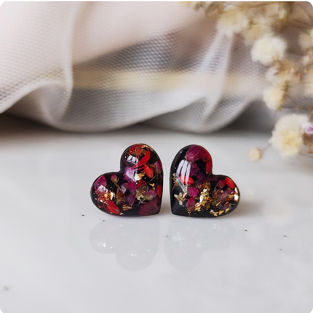 Kolczyki serduszka z czerwonymi kwiatami - obrazek 4