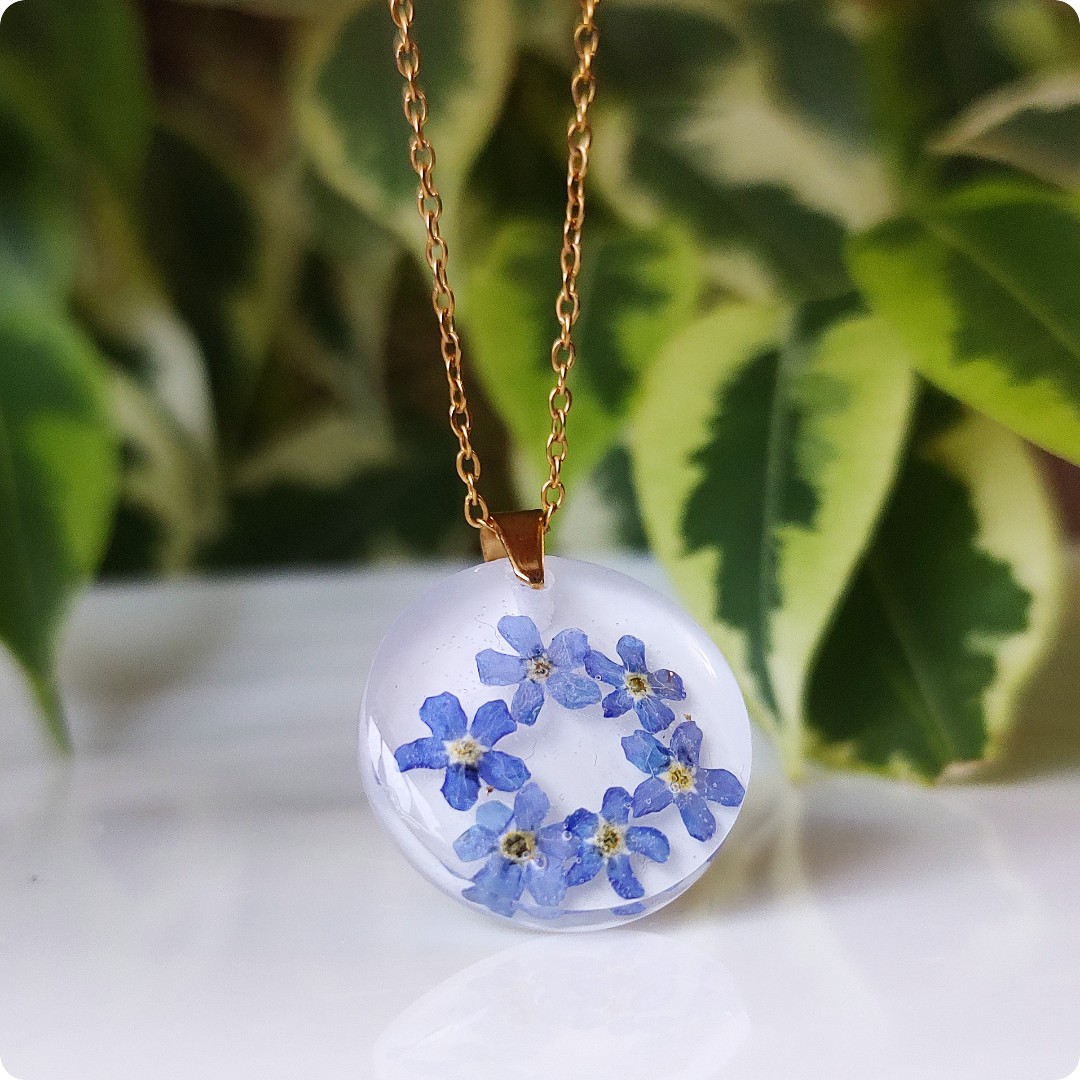 Naszyjnik wianek z niezapominajkami - obrazek 3