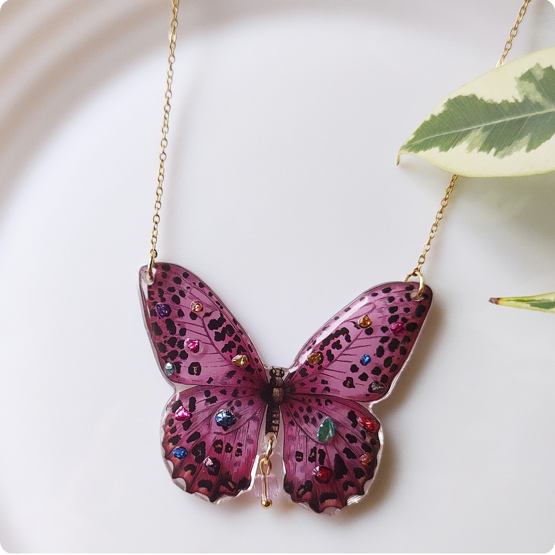 Naszyjnik motyl - obrazek 5