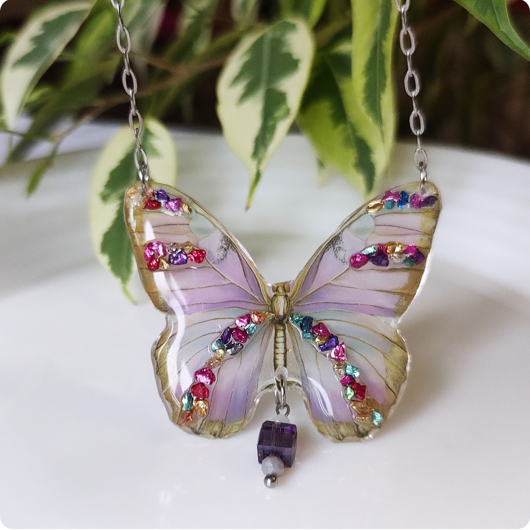 Naszyjnik motyl - obrazek 2