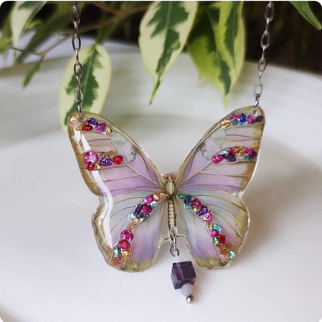 Naszyjnik motyl - obrazek 3