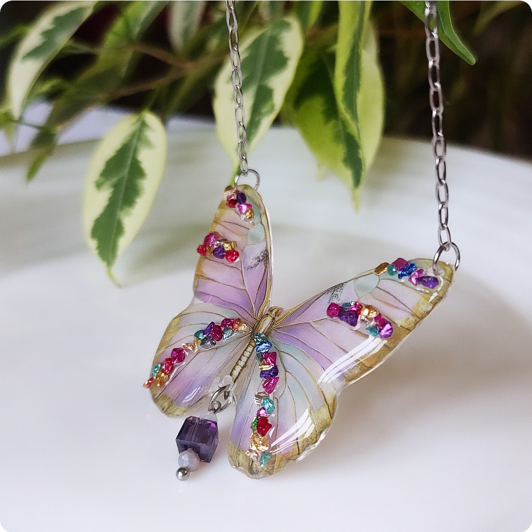 Naszyjnik motyl - obrazek 5