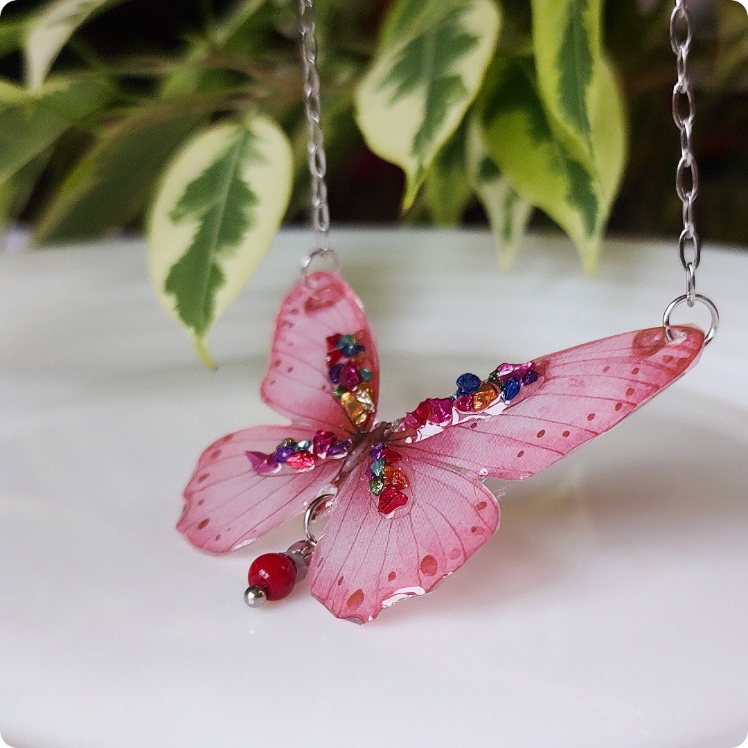 Naszyjnik motyl - obrazek 2