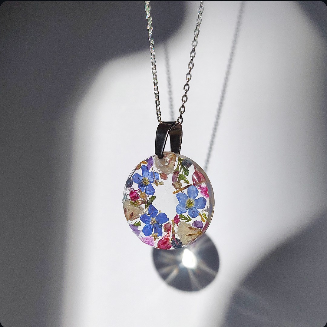 Naszyjnik wianek z kwiatami - obrazek 3