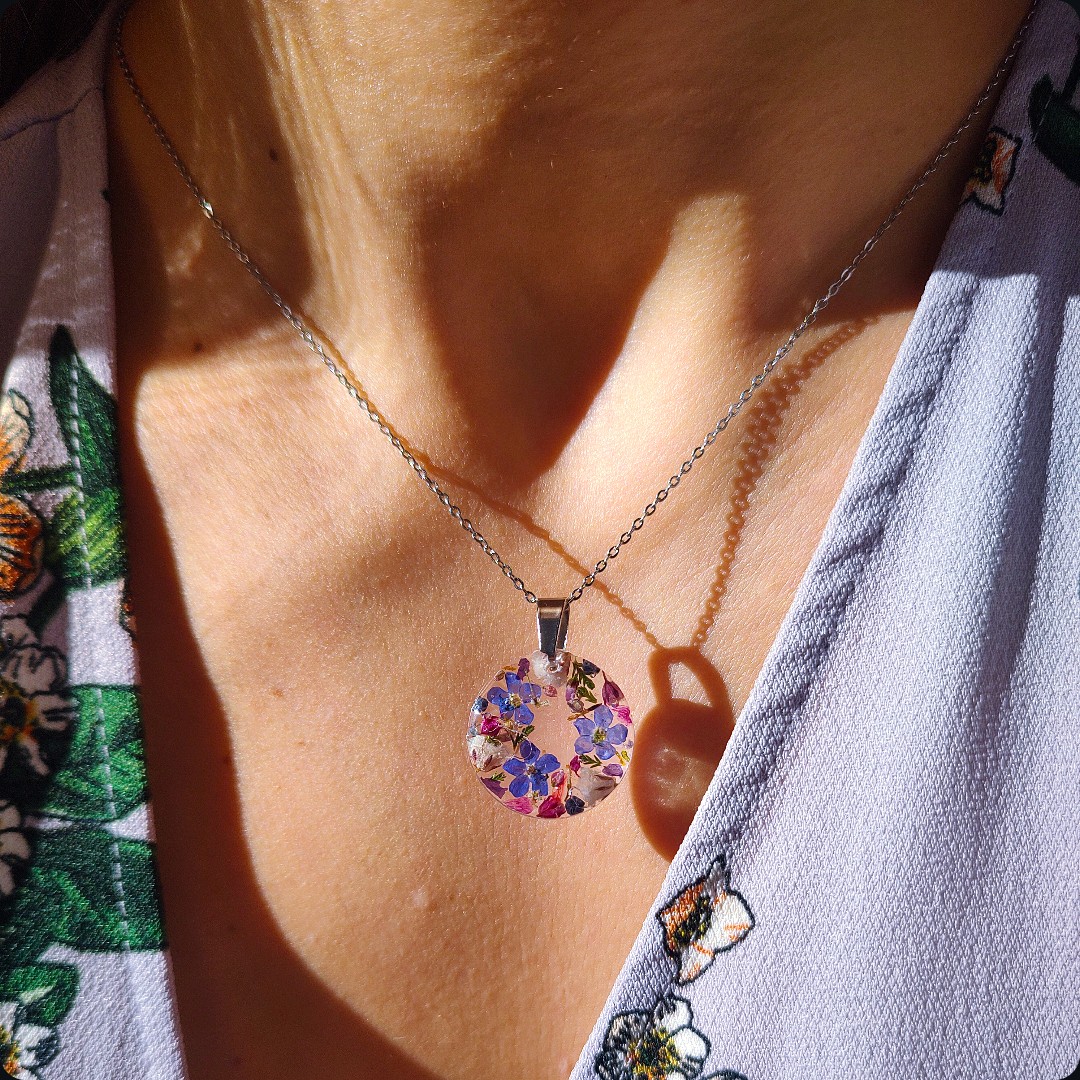 Naszyjnik wianek z kwiatami