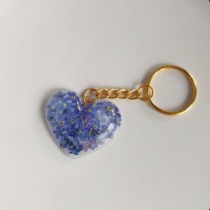 Brelok do kluczy z niezapominajkami